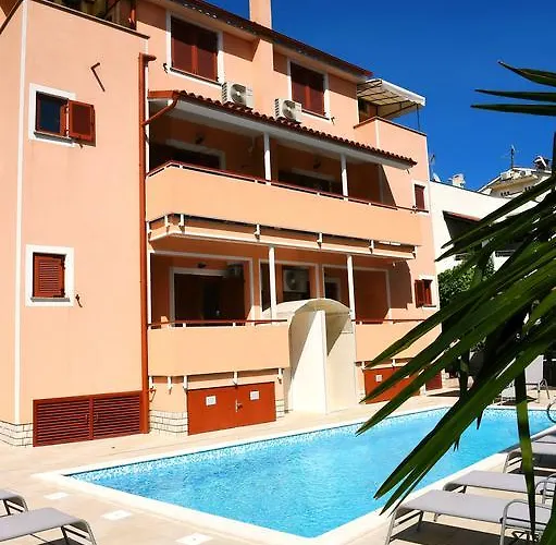 Zdjelar 아파트 포레치