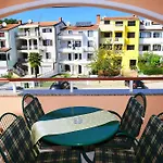 Zdjelar Apartament Poreč