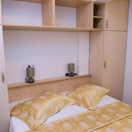 Zdjelar Lägenhet Poreč